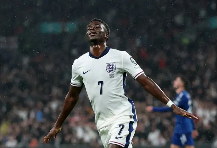 בוקאיו סאקה, שחקן נבחרת אנגליה