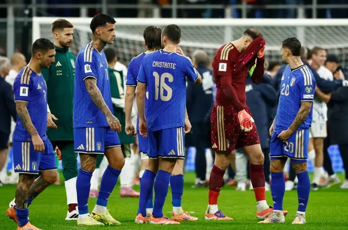 שחקני נבחרת איטליה מאוכזבים