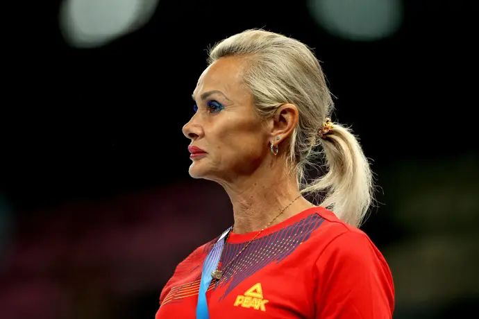 קמליה ווינאה, מאמנת התעמלות רומנייה