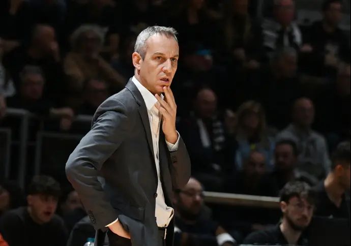 מאמן מכבי תל אביב עודד קטש