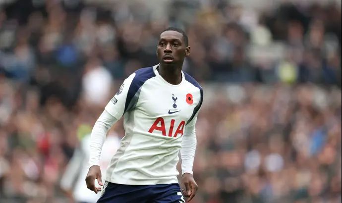 שחקן טוטנהאם רנדל קולו מואני