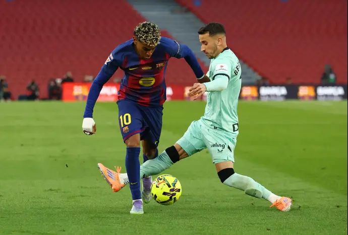 לאמין ימאל, ברצלונה