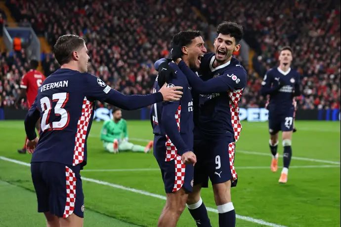 סוהייב דריוש, פ.ס.וו איינדהובן