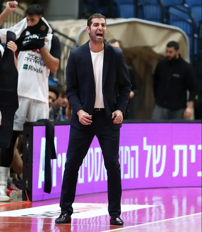 מאמן הפועל גליל עליון, גוני יזרעאלי