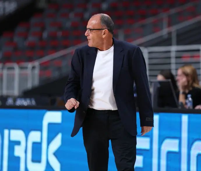 מאמן נבחרת ישראל אריאל בית הלחמי