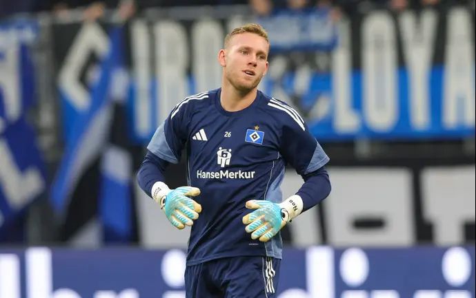 שוער המבורג, דניאל פרץ