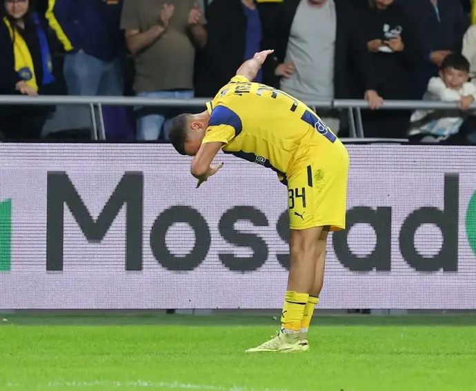 שחקן מכבי תל אביב סייד אבו פרחי