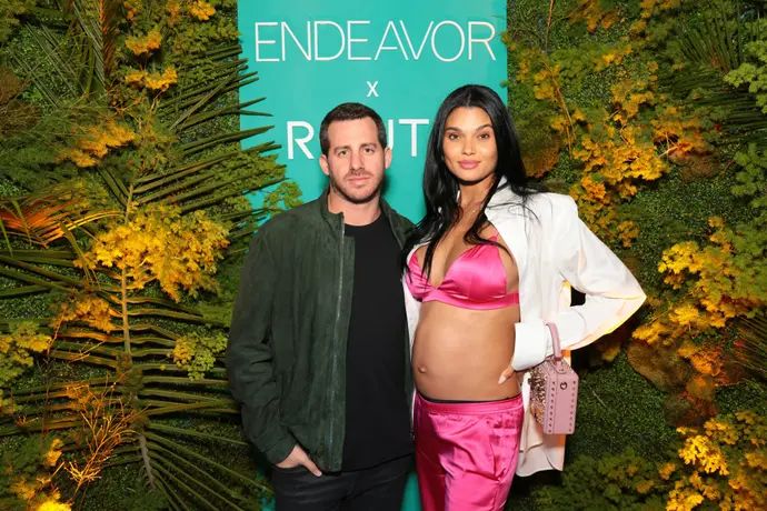 איש העסקים אדם פריד, עם אשתו דניאלה בראגה