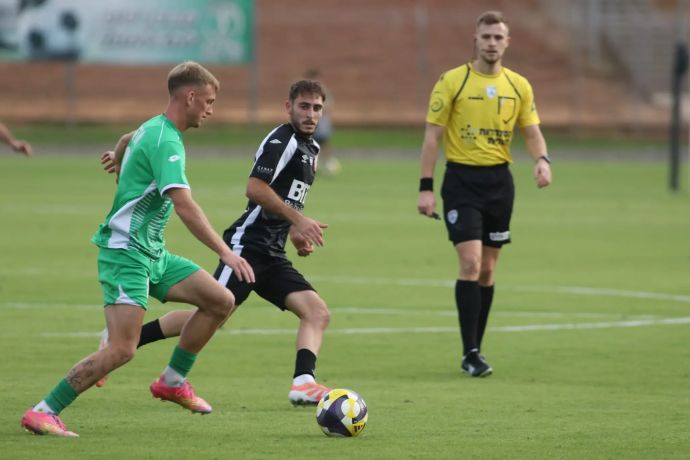 איתי אהוד שחקן הפועל כפר סבא לפני שראל כהן שחקן הפועל חדרה