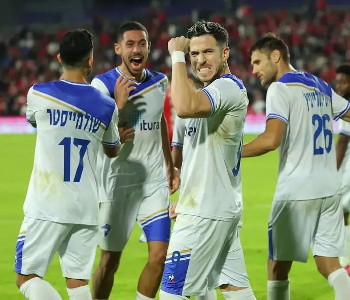 שחקן עירוני קרית שמונה, אדריאן אוגריסה