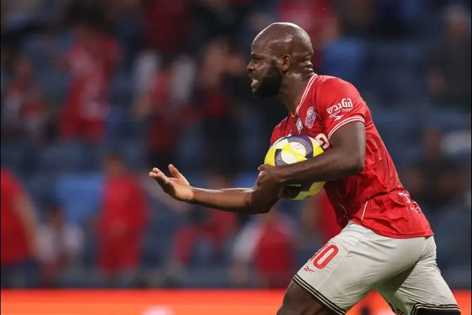 ג'בון איסט שחקן הפועל חיפה חוגג שער