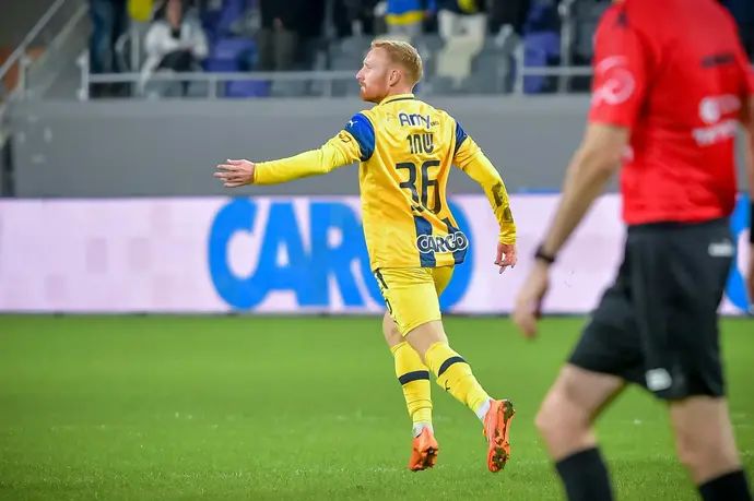 שחקן מכבי תל אביב, עידו שחר