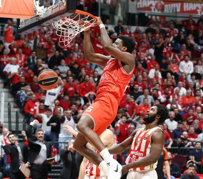 דן אוטורו, הפועל תל אביב