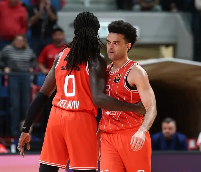 אלייז'ה בריאנט, שחקן הפועל תל אביב