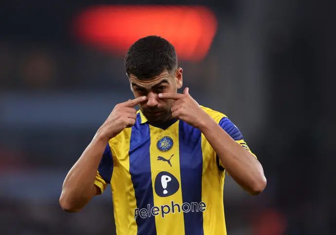 שחקן מכבי תל אביב, רז שלמה