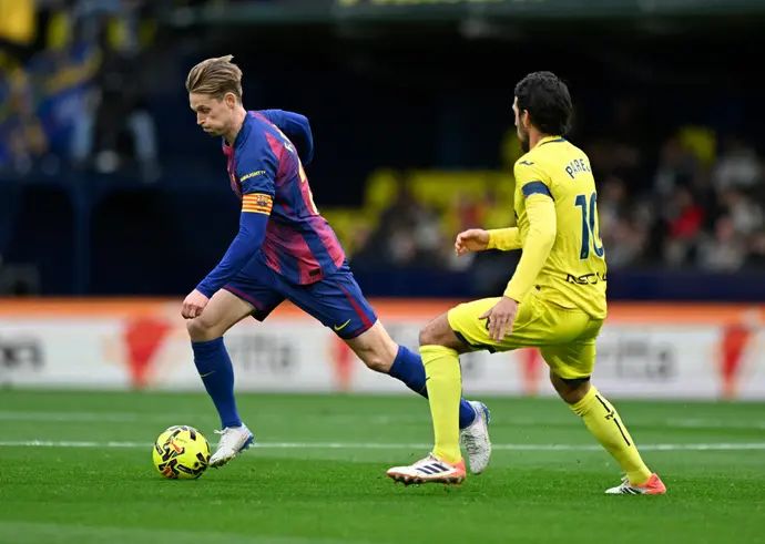 פרנקי דה יונג שחקן ברצלונה