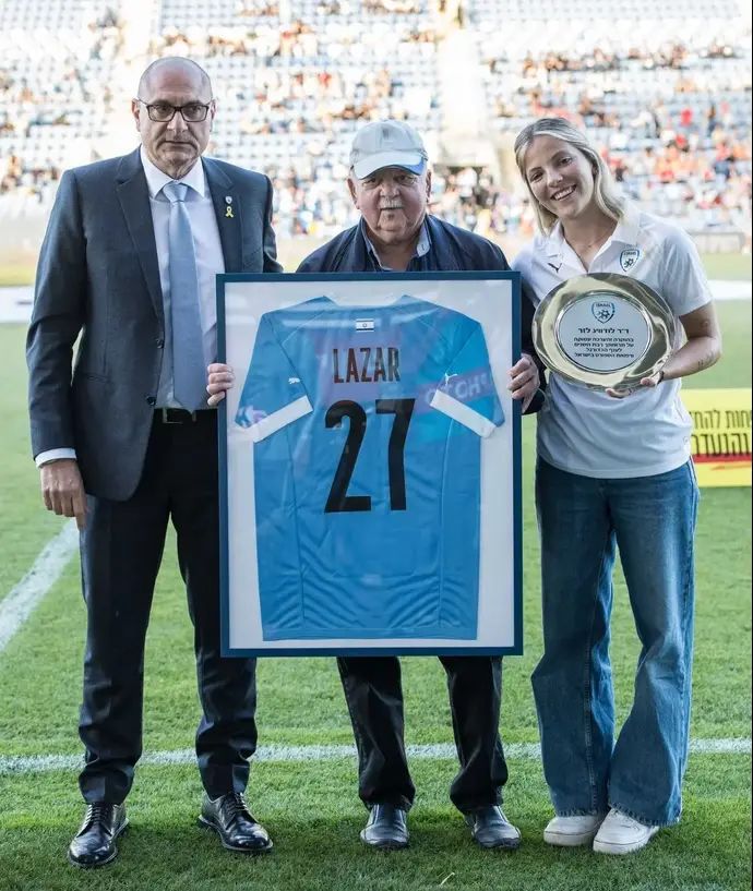 טקס לכבודו של ד"ר לודוויג לזר