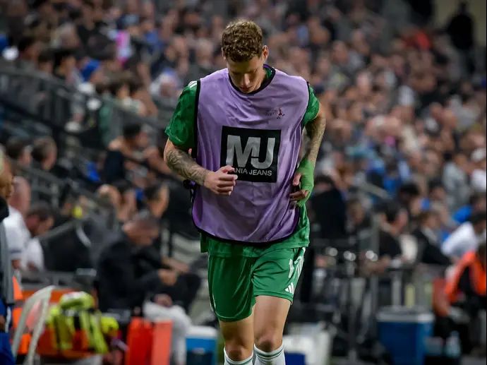 סוף פודגוראנו שחקן מכבי חיפה בחימום