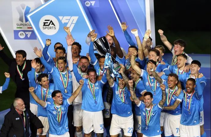 נאפולי חוגגת זכייה בסופרקופה איטליה