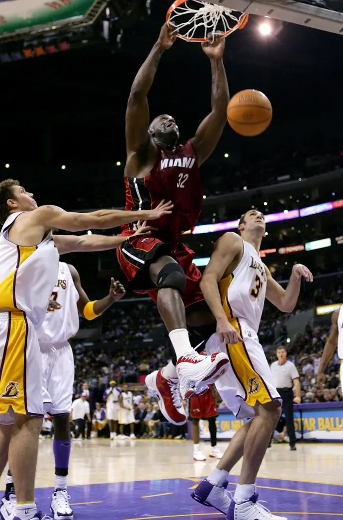 שאקיל אוניל בחג המולד 2004