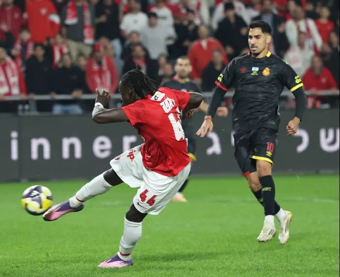 שחקן הפועל תל אביב דניאל דאפה