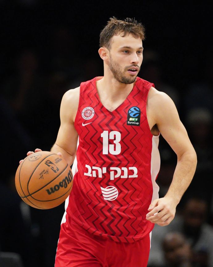 שחקן הפועל ירושלים רועי הובר