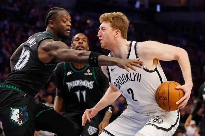 שחקן ברוקלין נטס דני וולף