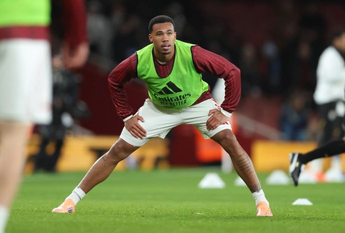 גבריאל שחקן ארסנל בחימום