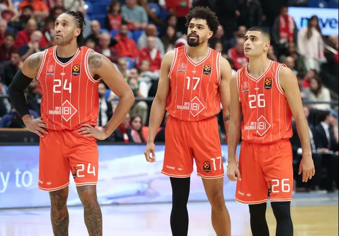 ים מדר, קולין מלקולם, איש ווינרייט, הפועל תל אביב