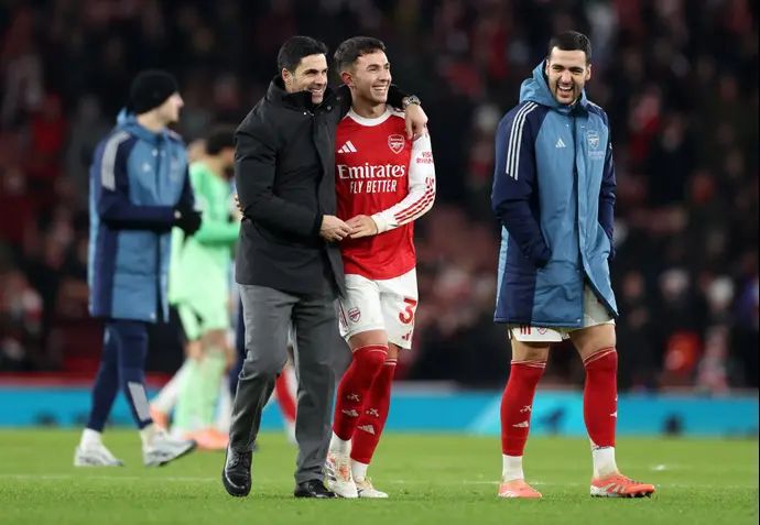 מיקל ארטטה חוגג עם מרטין זובימנדי את הניצחון של ארסנל