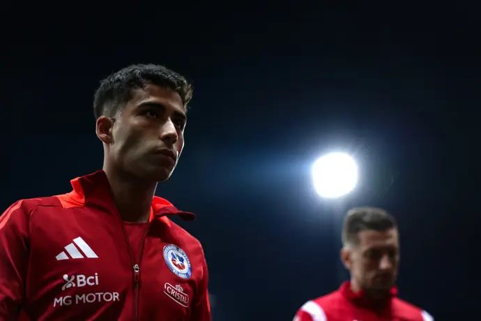 שחקן נבחרת צ'ילה, לוקאס אסאדי