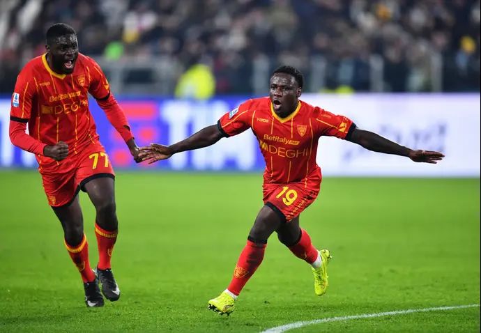 לאמק באנדה שחקן לצ'ה