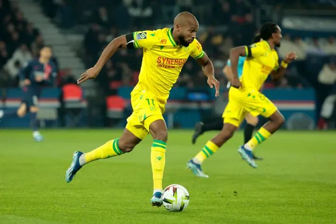 מרקוס קוקו במדי נאנט