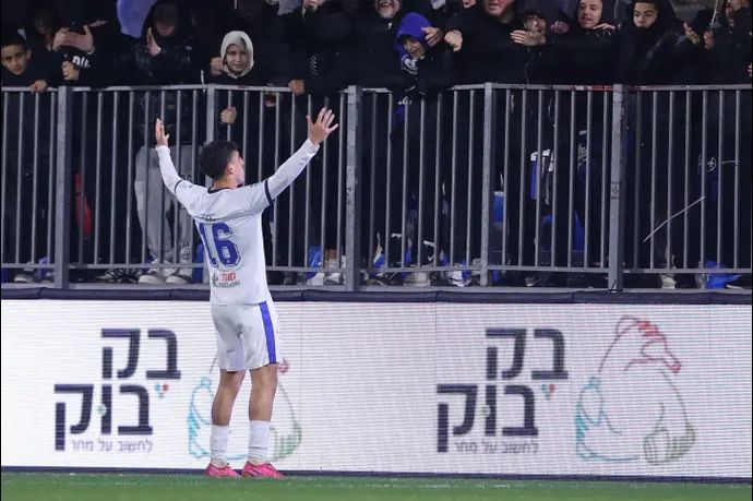 רועי דוד שחקן הפועל פתח תקוה חוגג שער