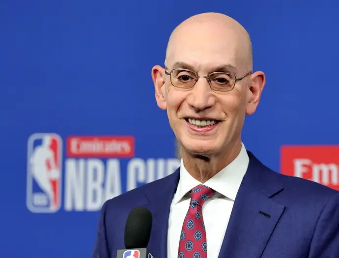 קומישנר ה-NBA אדם סילבר