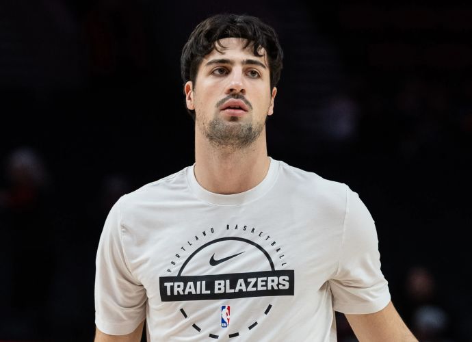 שחקן פורטלנד טריילבלייזרס דני אבדיה