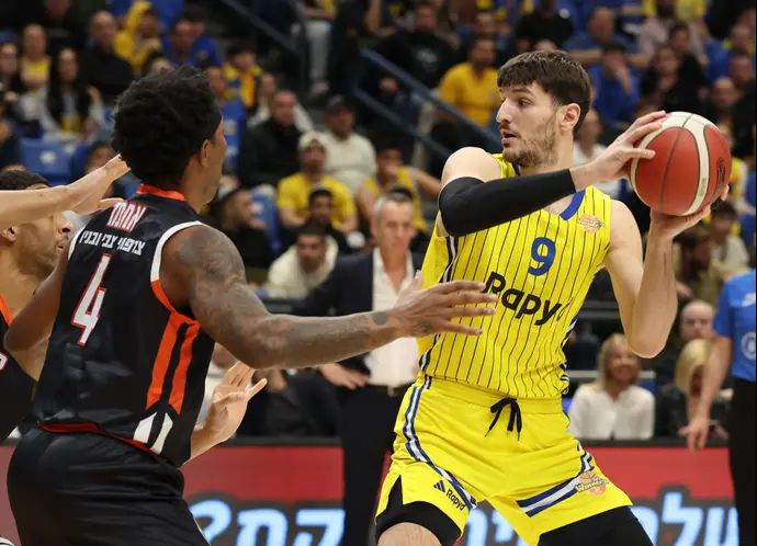 רומן סורקין, מכבי תל אביב