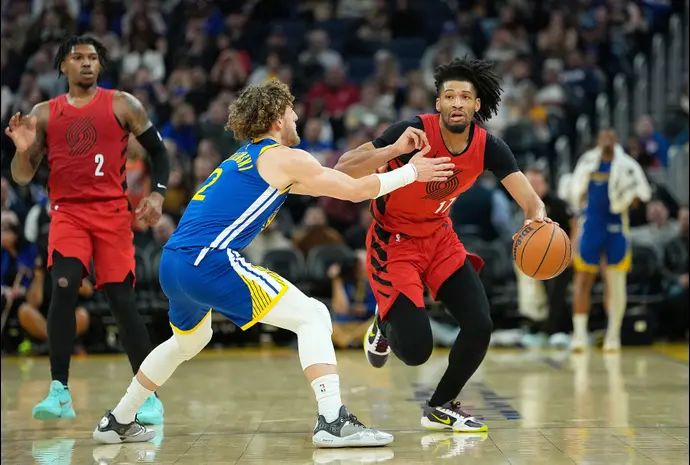 שיידון שארפ שחקן פורטלנד בלייזרס