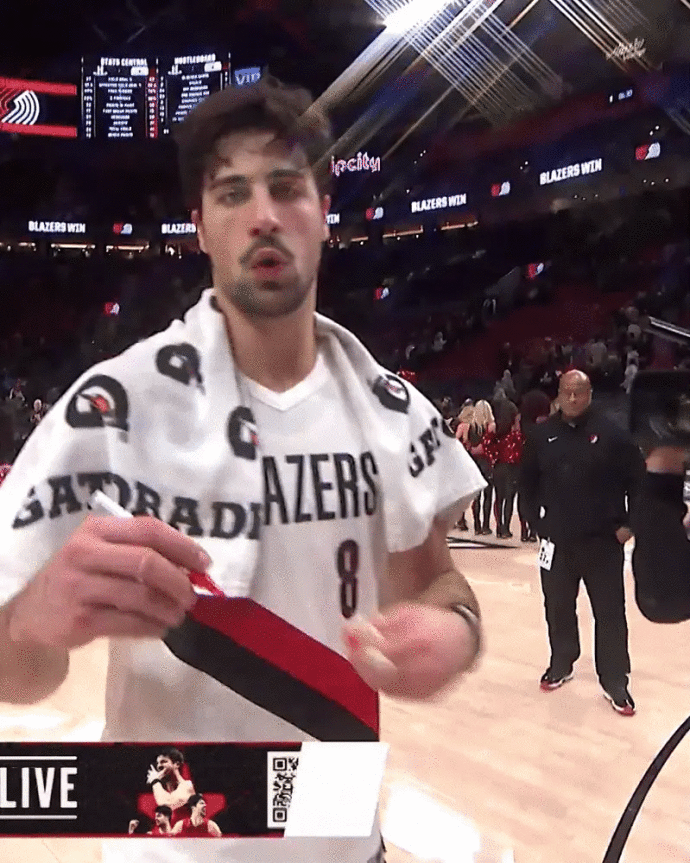 גיף דני אבדיה