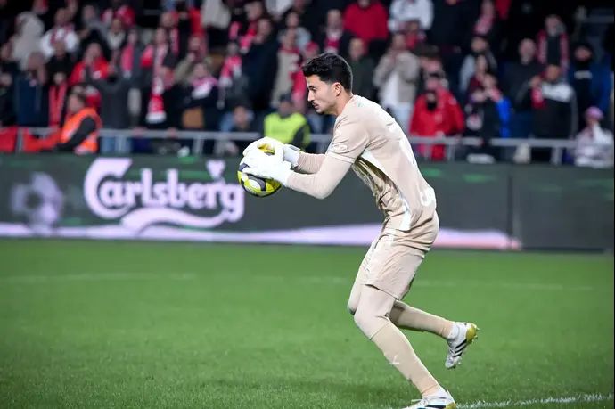 שוער מכבי תל אביב אופק מליקה