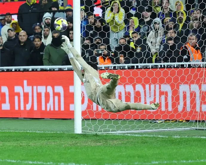 שוער מכבי תל אביב אופק מליקה