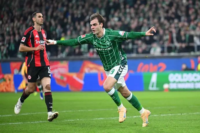 יובאן מילושביץ' שחקן ורדר ברמן חוגג שער