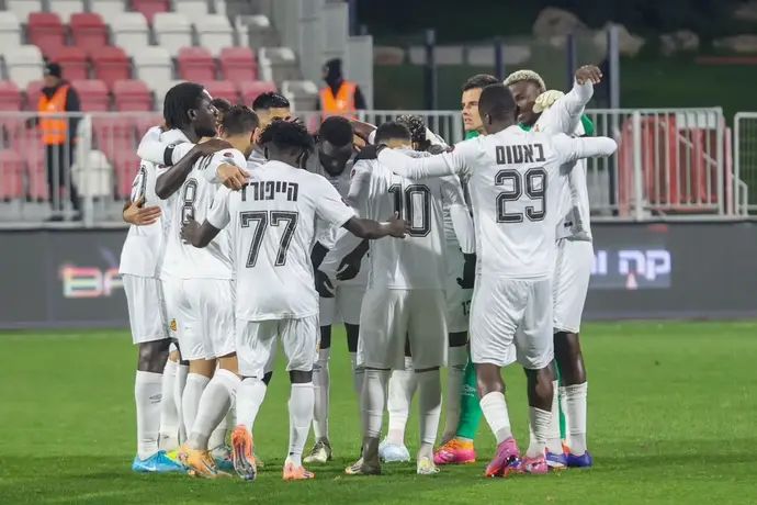 שחקני מ.ס. אשדוד