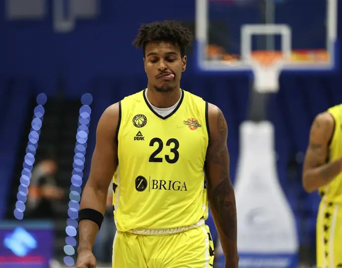 שחקן אליצור נתניה, אוטיס פרייז'ר