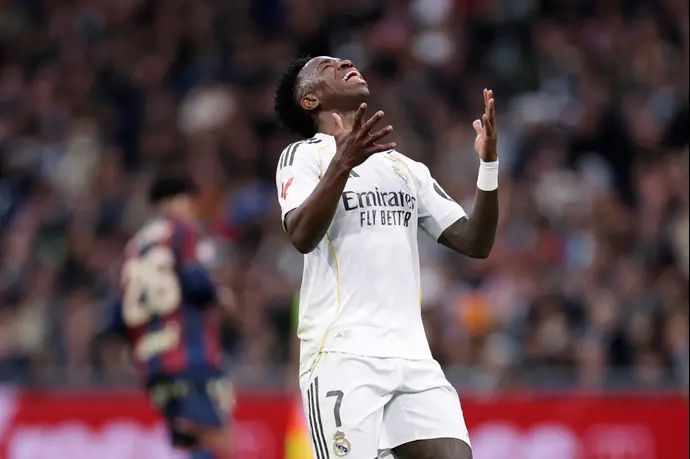 ויניסיוס, ריאל מדריד