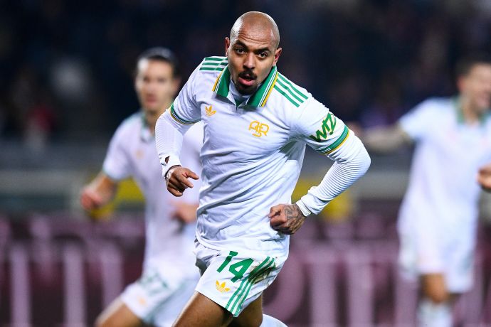 דונייל מאלן שחקן רומא חוגג שער