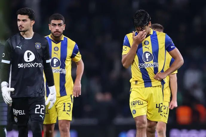 דור פרץ, רז שלמה, אופק מליקה שחקני מכבי תל אביב מאוכזבים