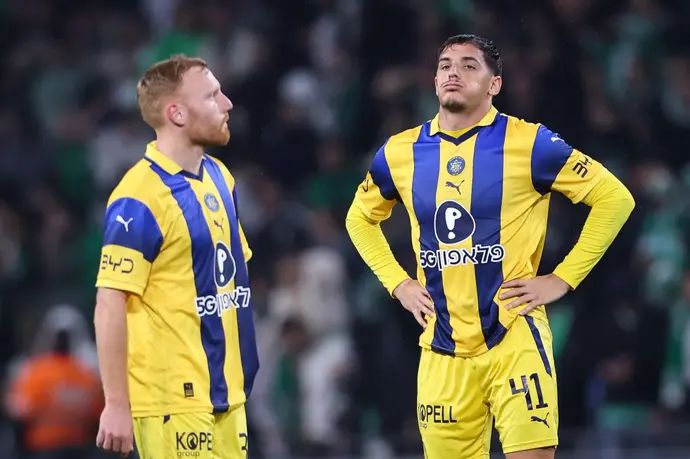 איתי בן חמו, עידו שחר שחקני מכבי תל אביב מאוכזבים