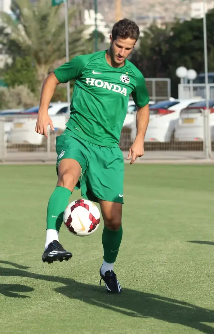 שחר הירש שחקן מכבי חיפה