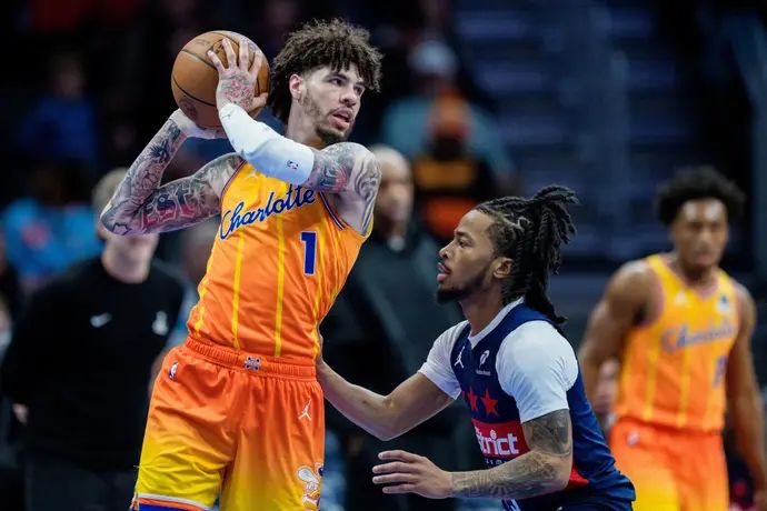 לאמלו בול מול שאריף קופר, שארלוט הורנטס מול וושינגטון וויזארדס